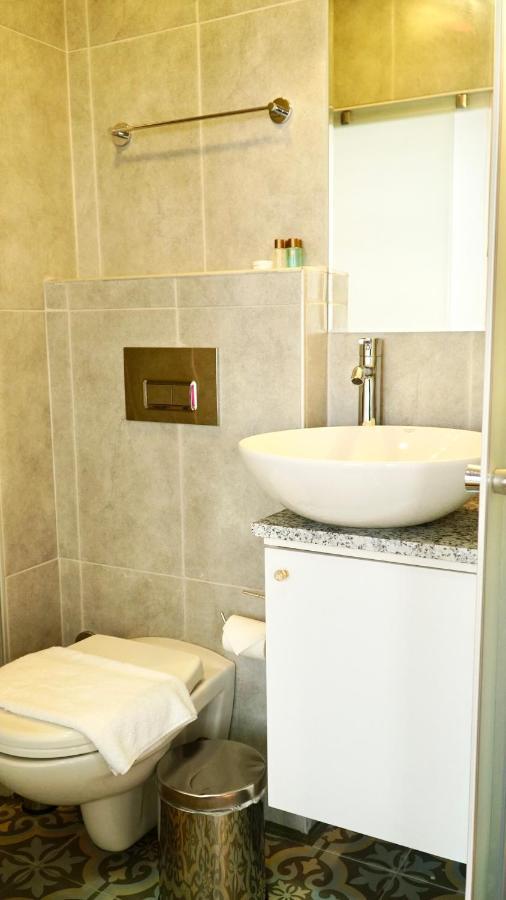 Qonaq Hotel & Suites Istanbulská provincie Exteriér fotografie