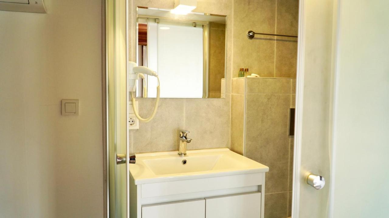 Qonaq Hotel & Suites Istanbulská provincie Exteriér fotografie
